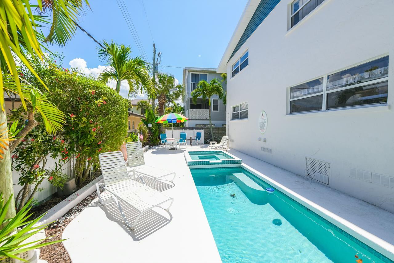 Ljs Cottages On Siesta Key By Beachside Management Bagian luar foto