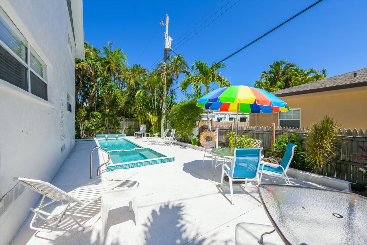 Ljs Cottages On Siesta Key By Beachside Management Bagian luar foto