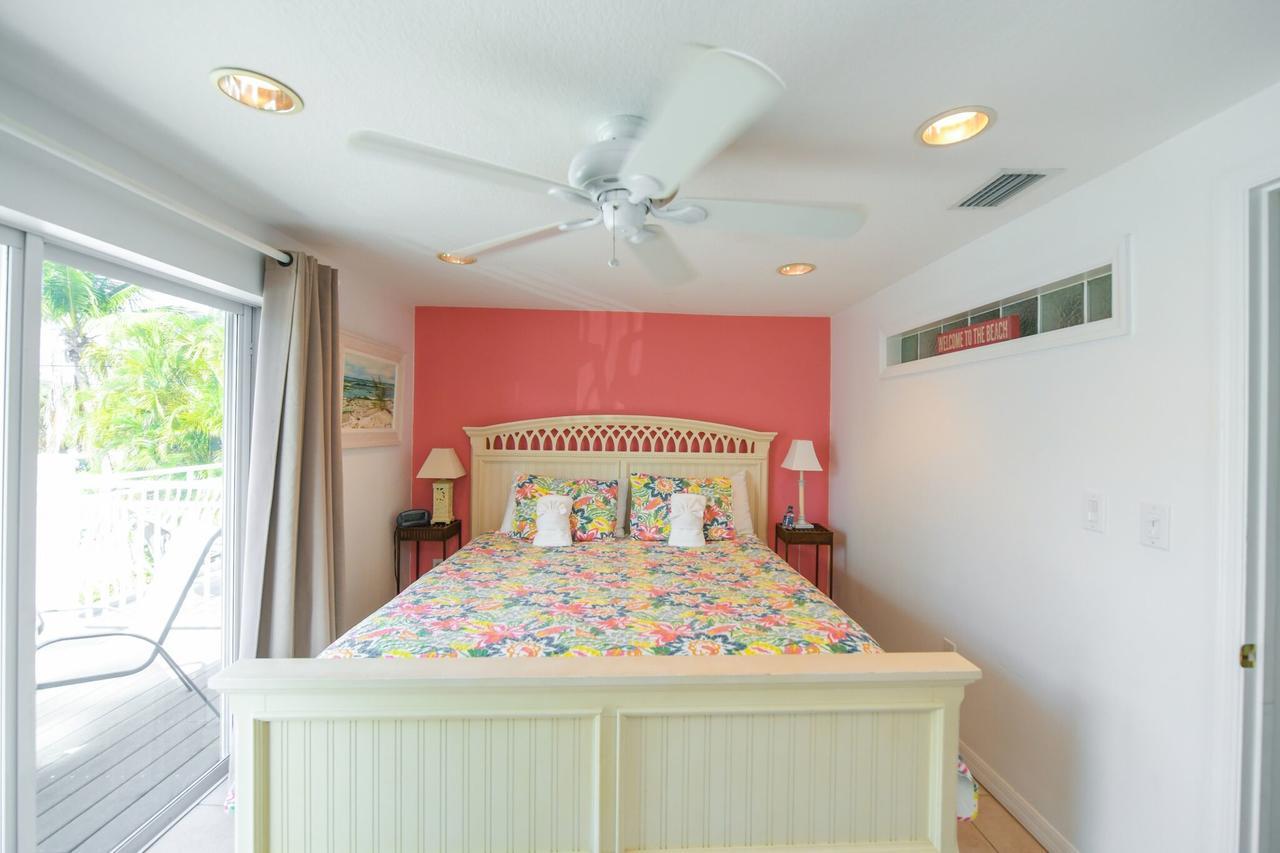 Ljs Cottages On Siesta Key By Beachside Management Bagian luar foto