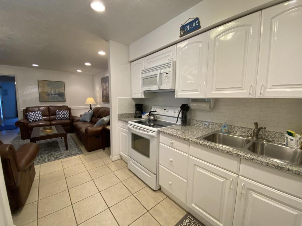 Ljs Cottages On Siesta Key By Beachside Management Bagian luar foto